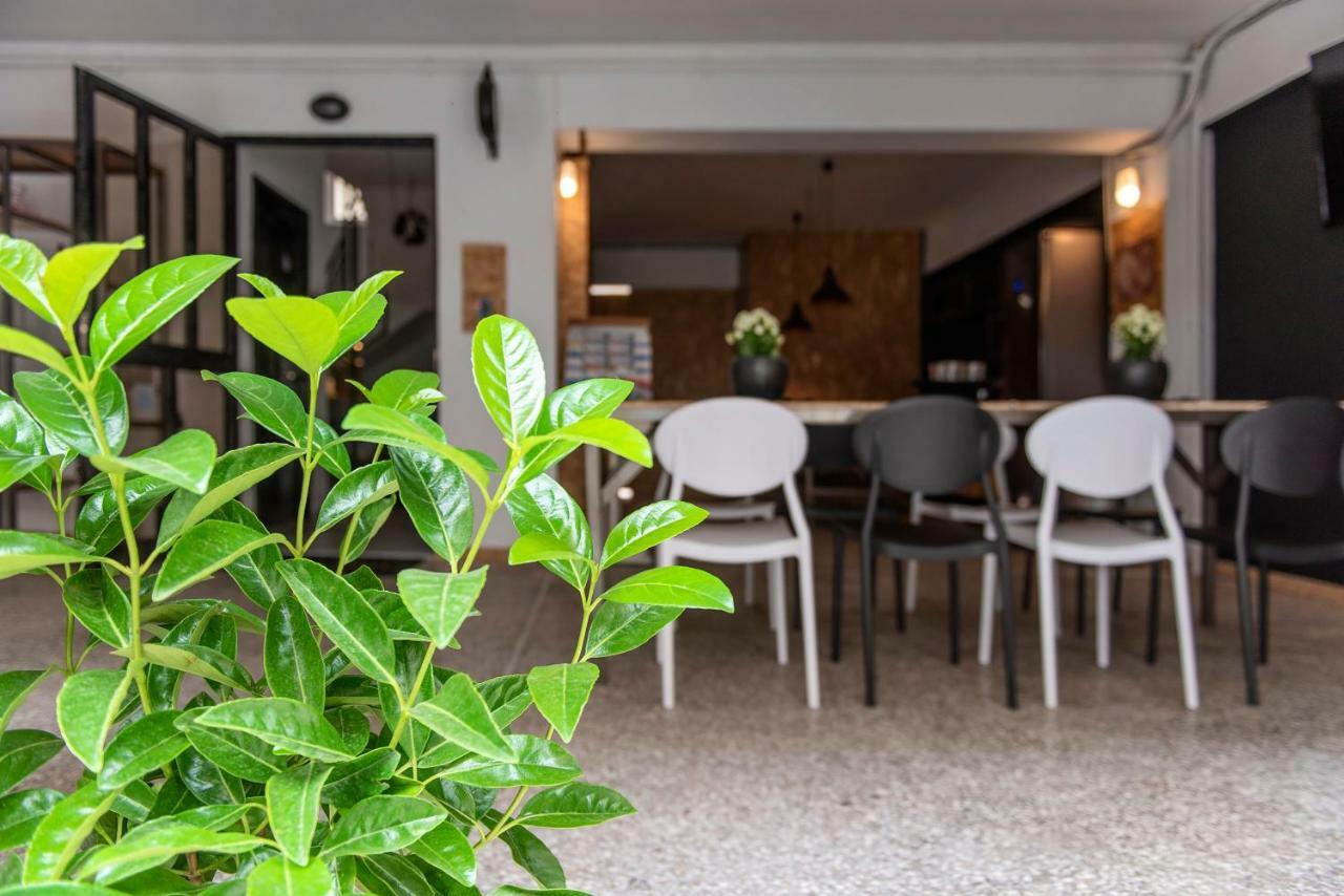 Piraeus Premium Suites Bagian luar foto